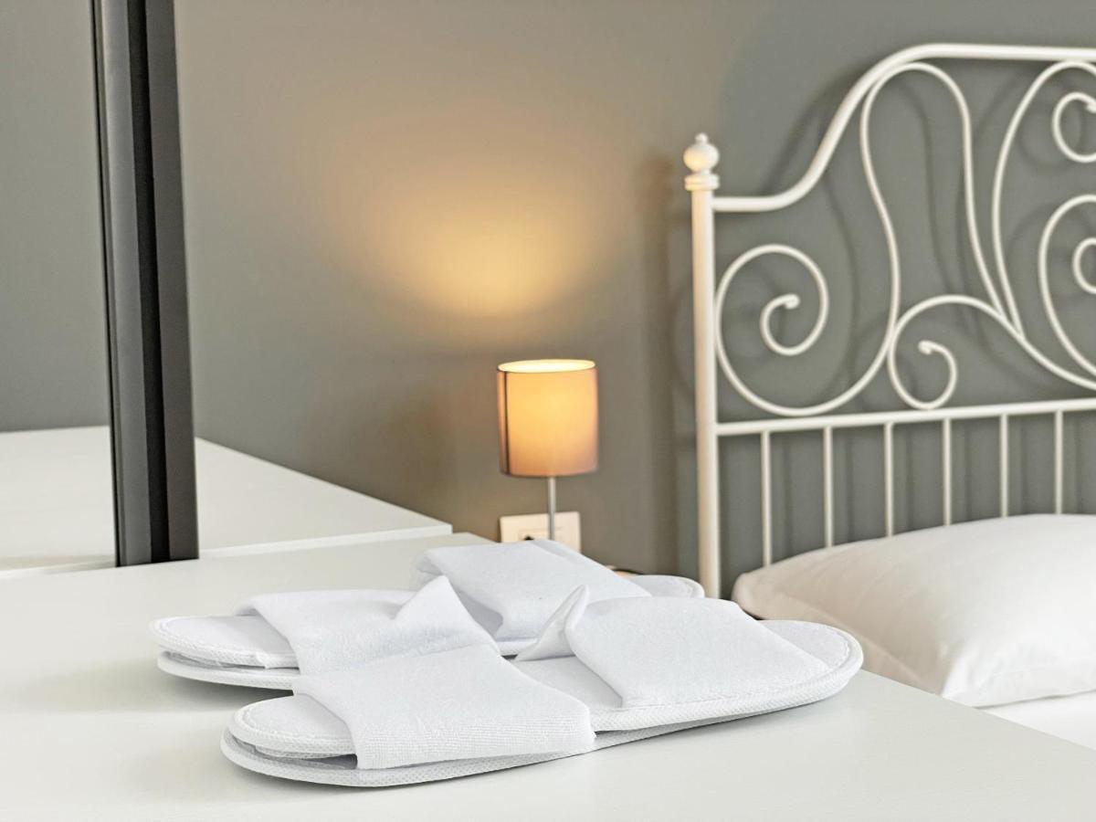 "La Portineria" Charming Apartment Old Town Como Lake Exteriér fotografie