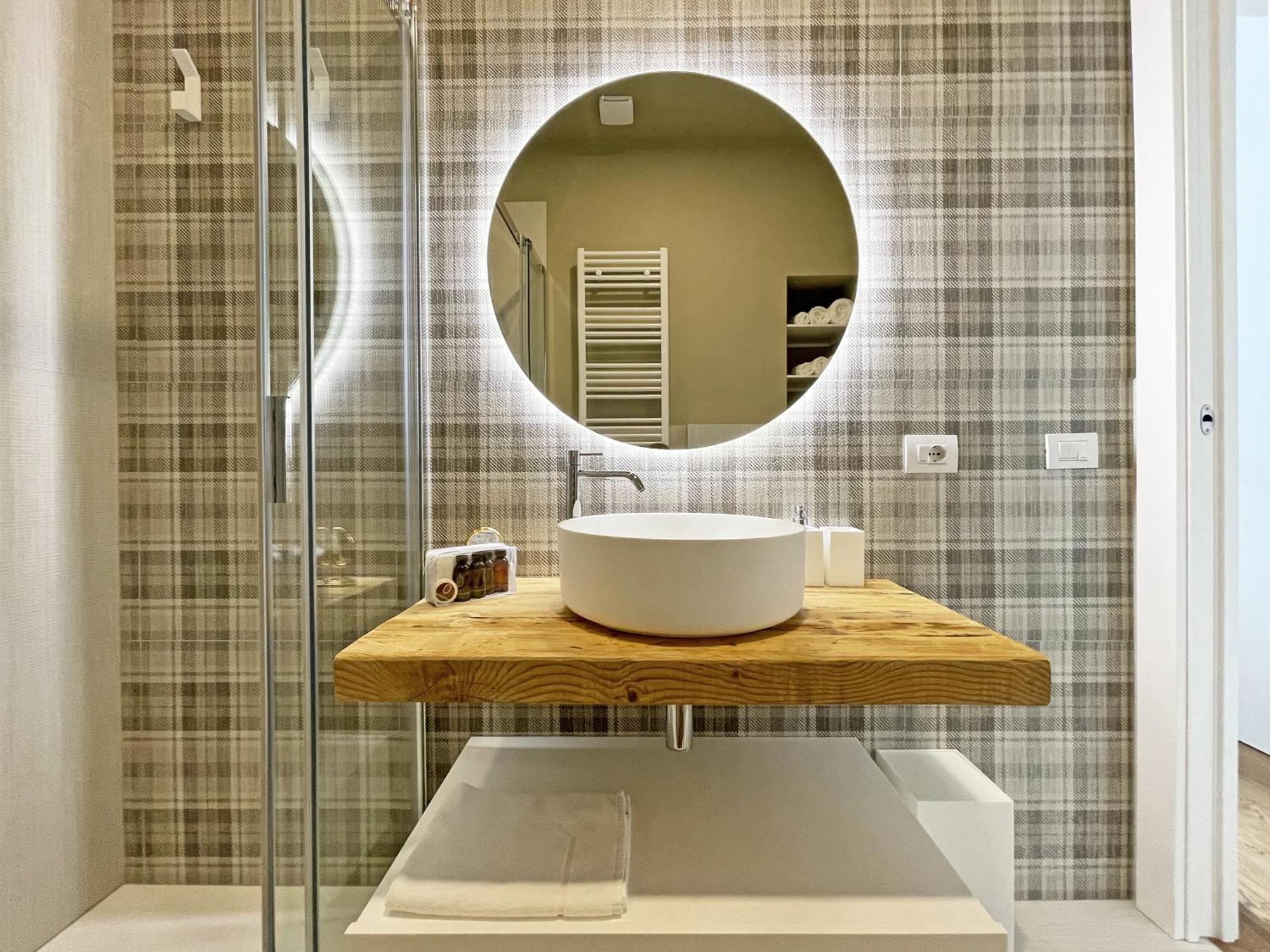 "La Portineria" Charming Apartment Old Town Como Lake Exteriér fotografie